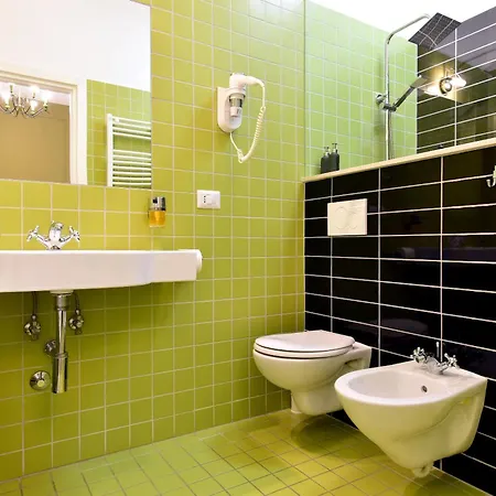 Interno 45 3*